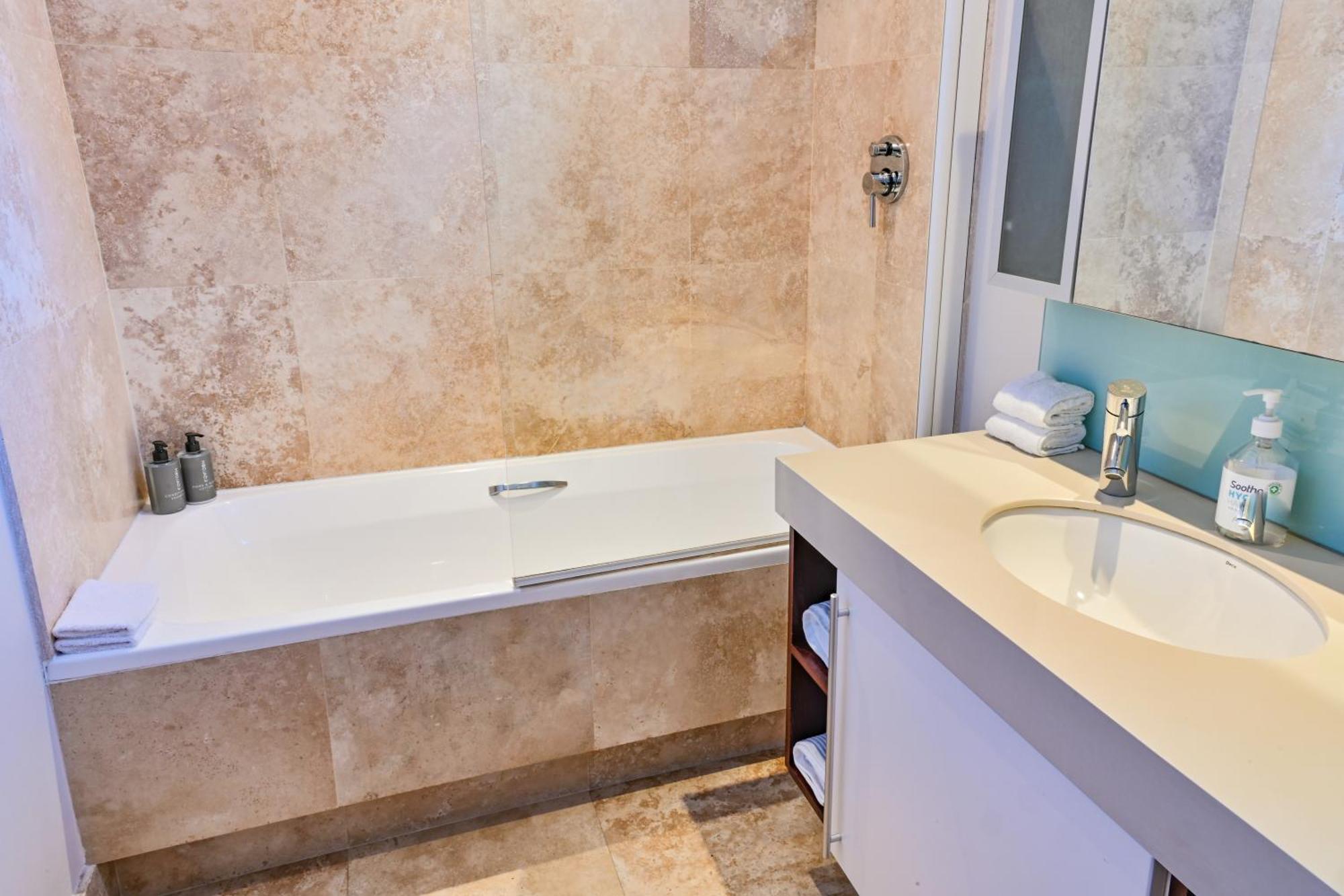 Gnd Properties Luxury Holiday Home Port Elizabeth Esterno foto